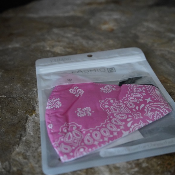 PSD & Sprayground Face Masks - Picture 5 of 7